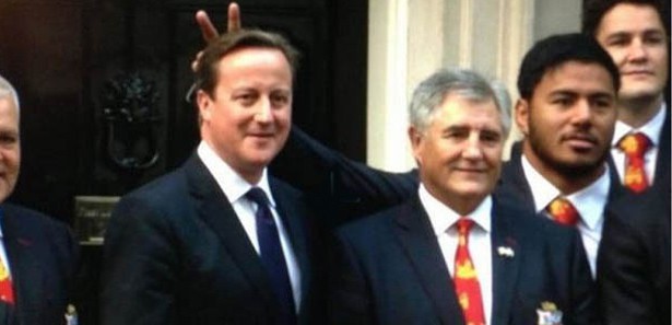 Başbakana bu şaka cesaret ister