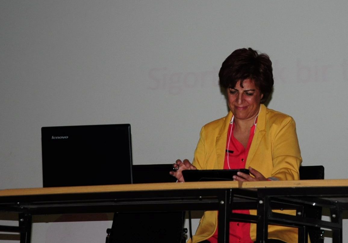 DEĞER SENSİN..SEN DEĞERLİSİN.