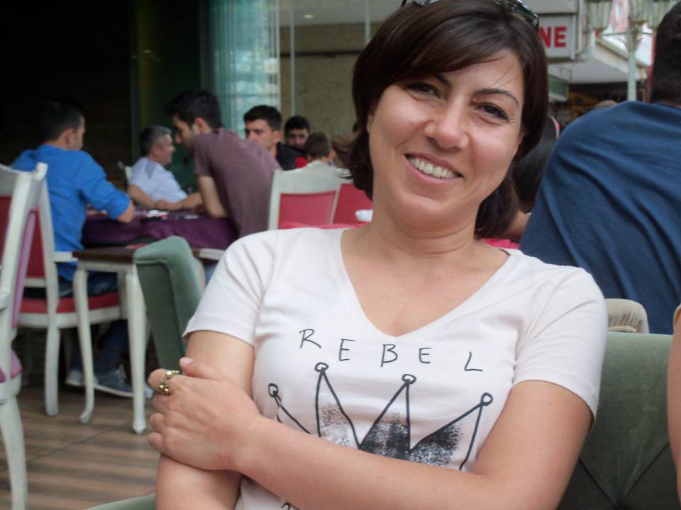 GÖZ ODUR Kİ DAĞIN ARKASINI GÖRE , AKIL ODUR Kİ BAŞA GELECEĞİ BİLE