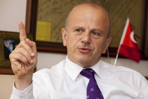 Trafik-kasko yetmez, vatandaş 'mali mesuliyet' de yaptırmalı