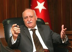 Şemsi Bayraktar: Kuraklık ve don, tarım sigortası kapsamına alınmalı.