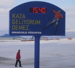 Anadolu Sigorta'dan snowboard keyfine güvence.