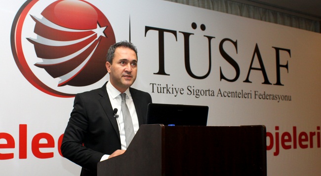 "Acenteler tüm şirketlerden trafik sigortası kesebilmeli"