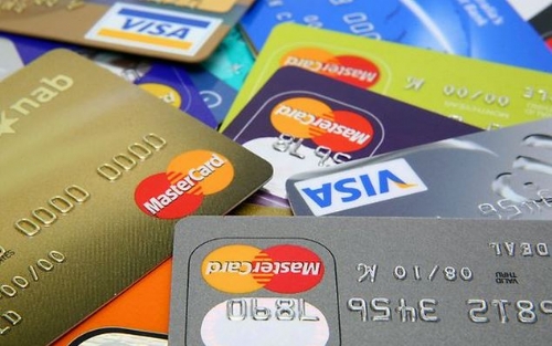 Aksigorta, işsiz kalanların kredi kartı borcunu ödüyor