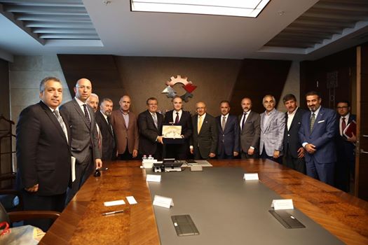 Bakan Özlü Acentelere destek vereceklerini söyledi.