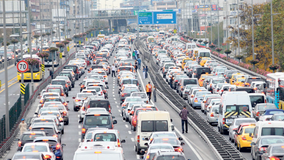 Trafiğe kayıtlı araç sayısı 20.8 milyonu aştı