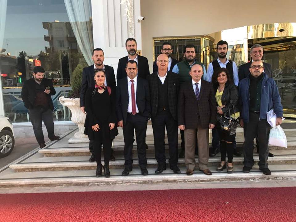 MESAD Genel Kurulu sonrasında Fahrettin Abeş'in başkanlığını yaptığı genç liste seçildi.