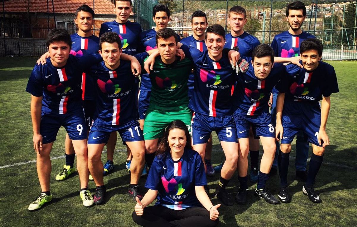 Bucak Sigorta'dan Gençlere Tam Destek !