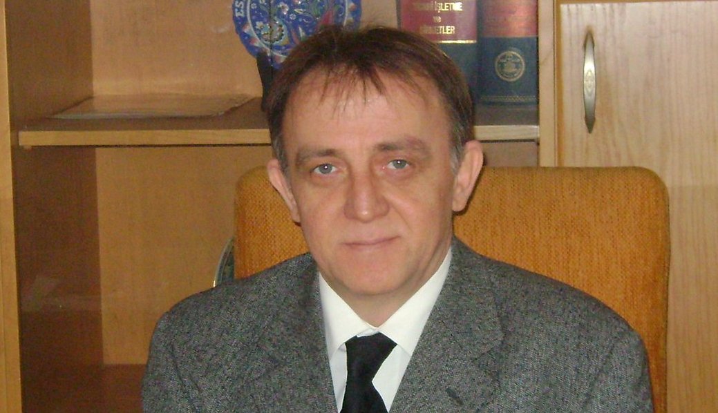 Maksadım kimseyi üzmek değil .