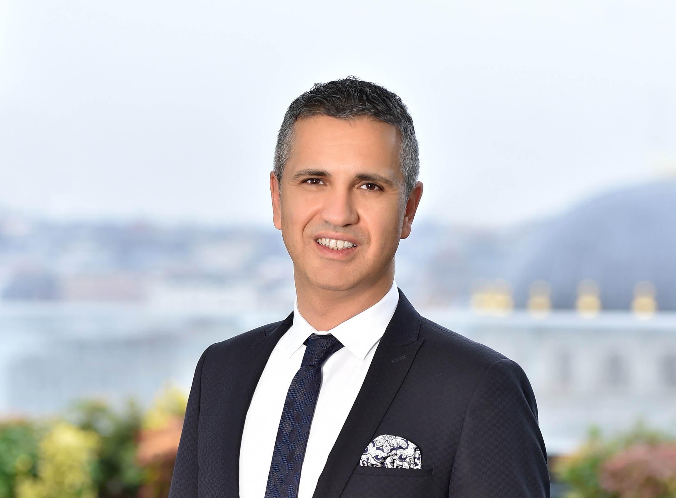 AXA İyi Yaşam İçin Ayşe Tolga İle Anlaştı