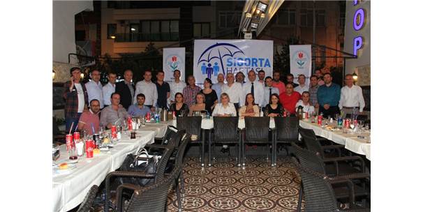 Sigorta Acenteleri İftarda Buluştu