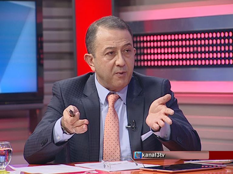 Devlet Büyüklerim ; HERKES KENDİ İŞİNİ YAPSIN !