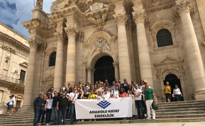 Anadolu Hayat Emeklilik Acenteleri Sicilya'da Buluştu