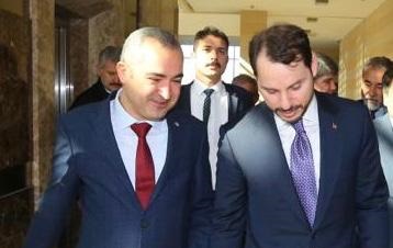 SAİK BAŞKAN YARDIMCISI SAYIN SÜLEYMAN ÖZER, HAZİNE VE MALİYE BAKANI SAYIN BERAT ALBAYRAK İLE GÖRÜŞTÜ.