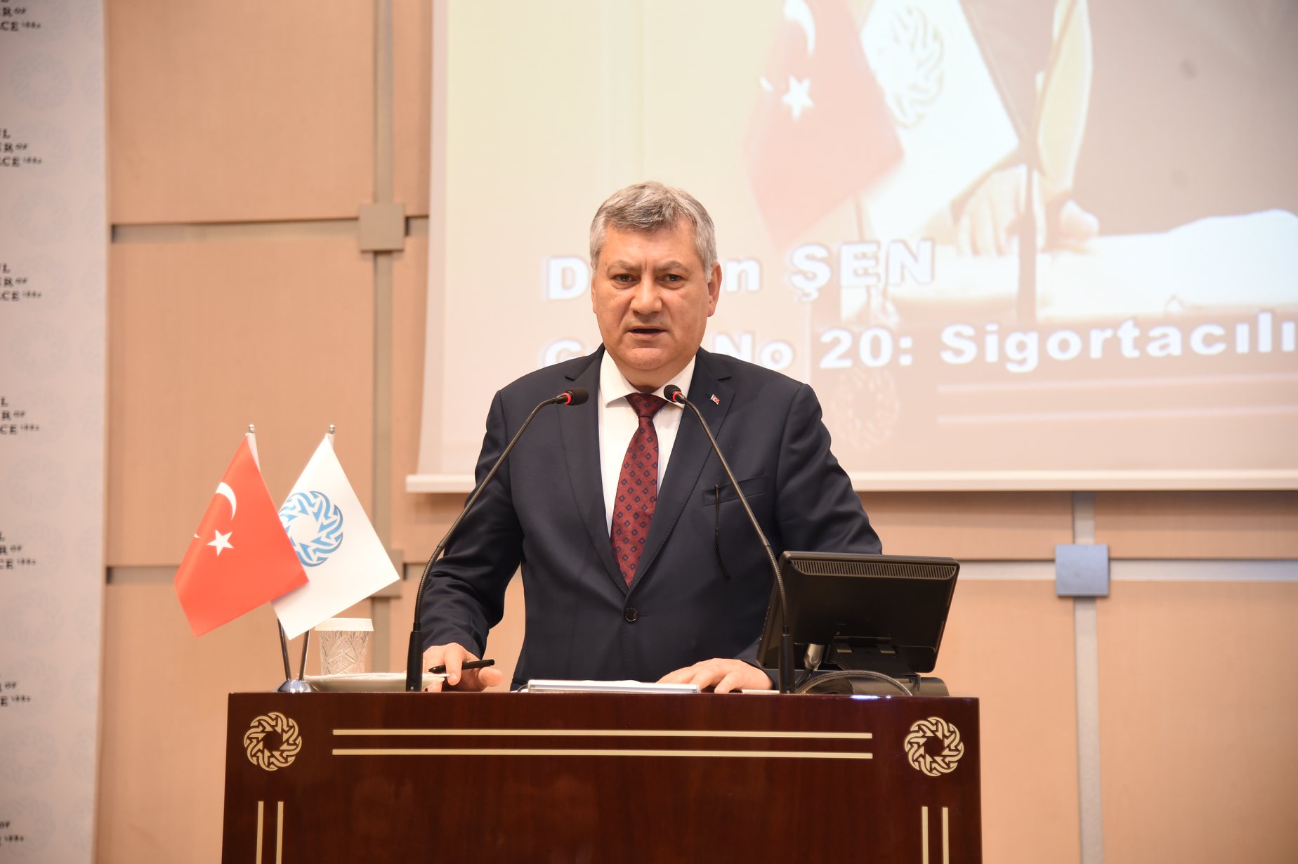 Sigortacılığı tanıtmak için birçok projemiz var.