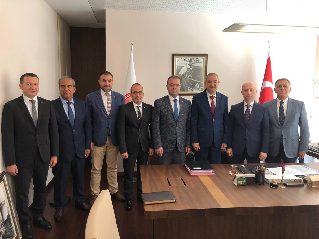 TOBB SAİK SİGORTACILIK GENEL MÜDÜRÜ SAYIN MURAT KAYACI'YI VE SİGORTA DENETLEME KURULU BAŞKANI SAYIN METE GÜLER'İ ZİYARET ETTİ.
