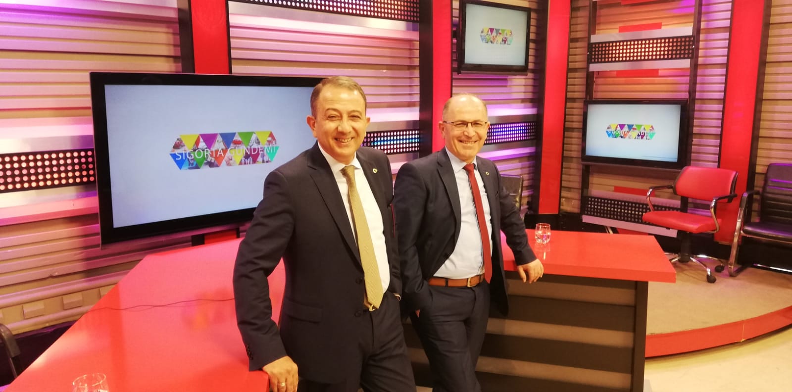 OTO KONFOR'u ekranlara taşıyoruz ....