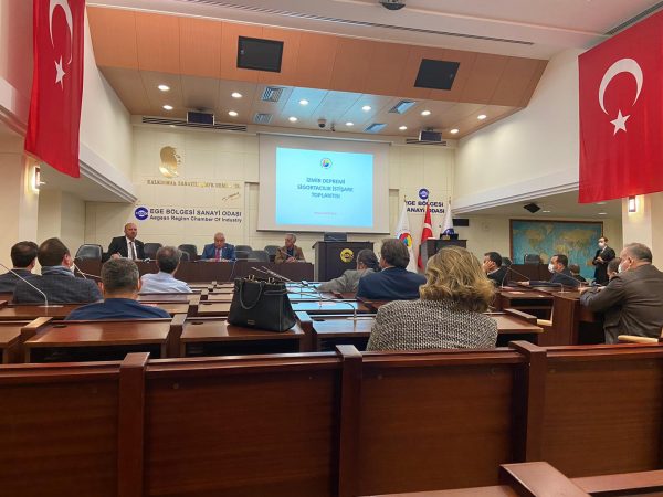 TOBB Başkanı Sn. Rifat Hisarcıklıoğlu ve SAİK yönetimi İzmir 'li Meslektaşlarımıza Geçmiş Olsun ziyareti gerçekleştirdi.