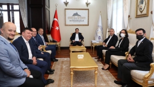 Vali Çiçek, Sigorta Haftası Nedeniyle AFSAD Üyelerini Kabul Etti